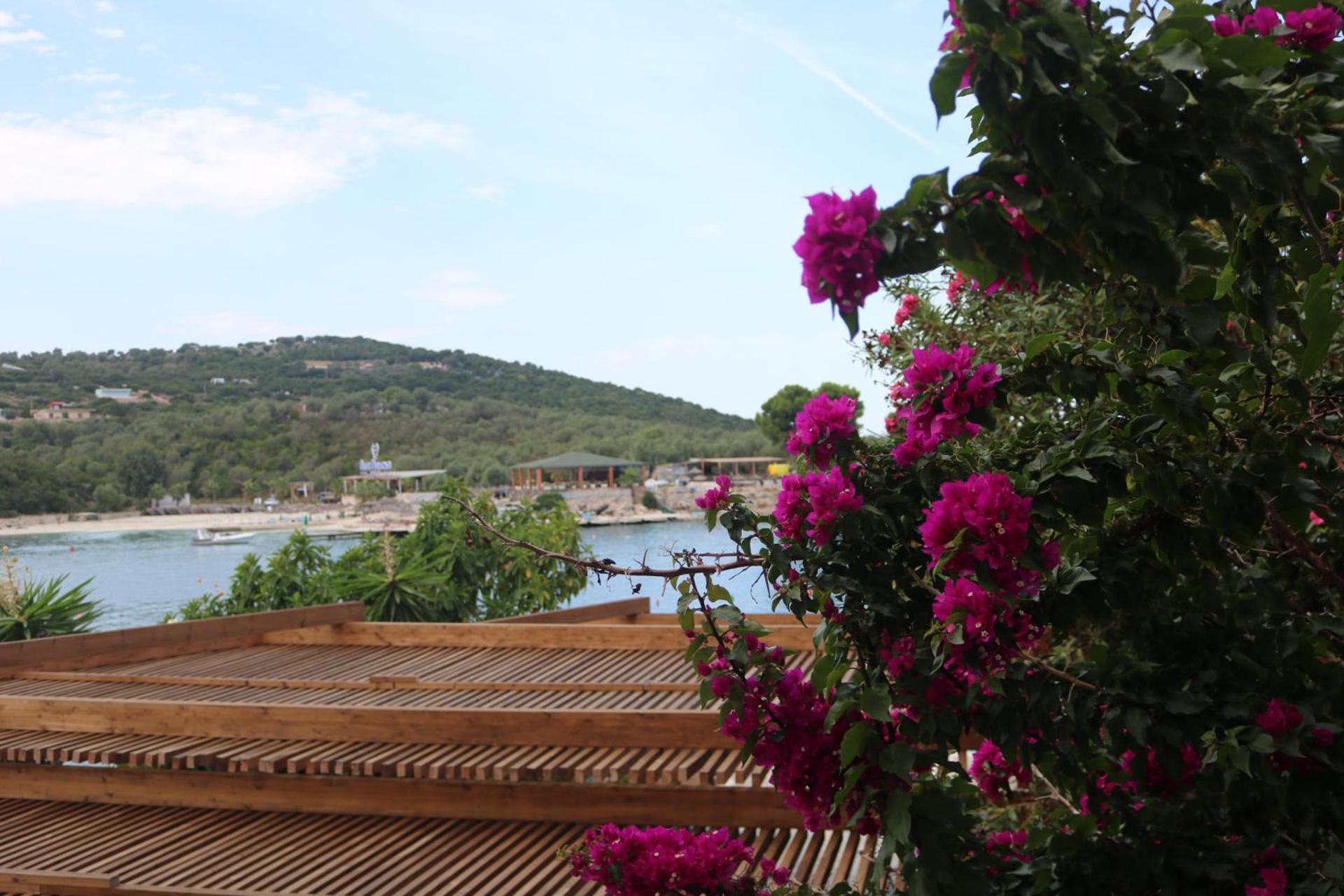Manta Hotel Ksamil Exteriör bild